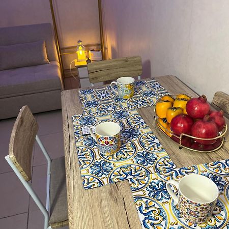 O' Sole Mio Apartment Napoli Bagian luar foto