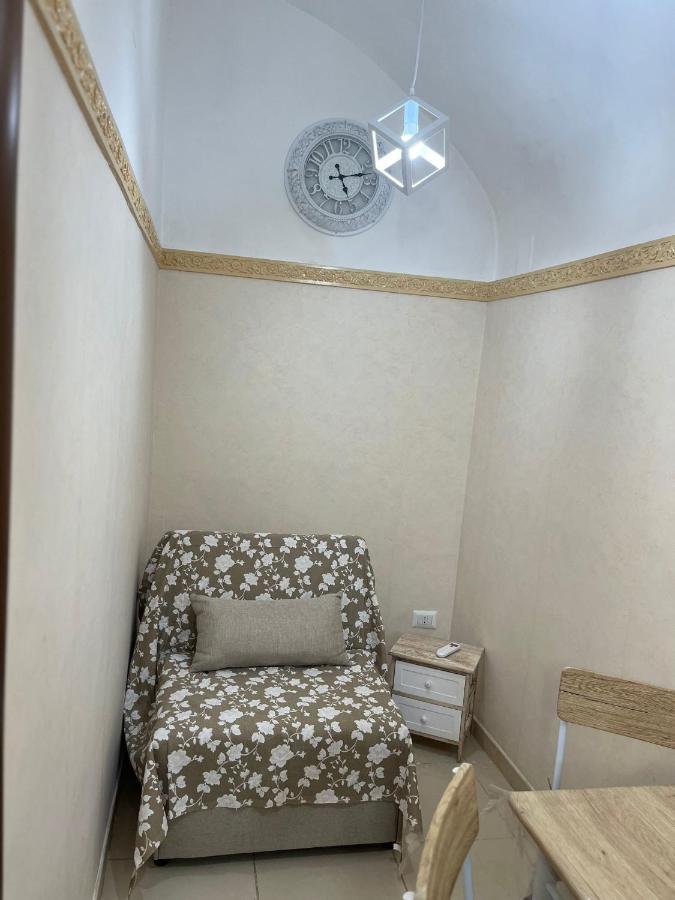 O' Sole Mio Apartment Napoli Bagian luar foto